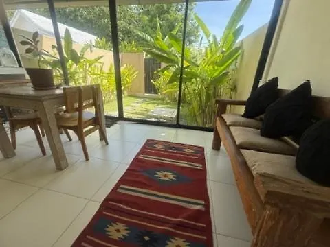 別荘 Pura Vida ウルワツ